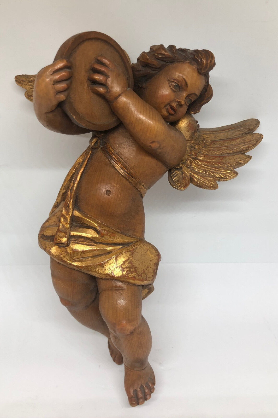 Holzengel Musikinstrument Trommel ca. 30 cm Blattgold um 1950 oder früher 25447