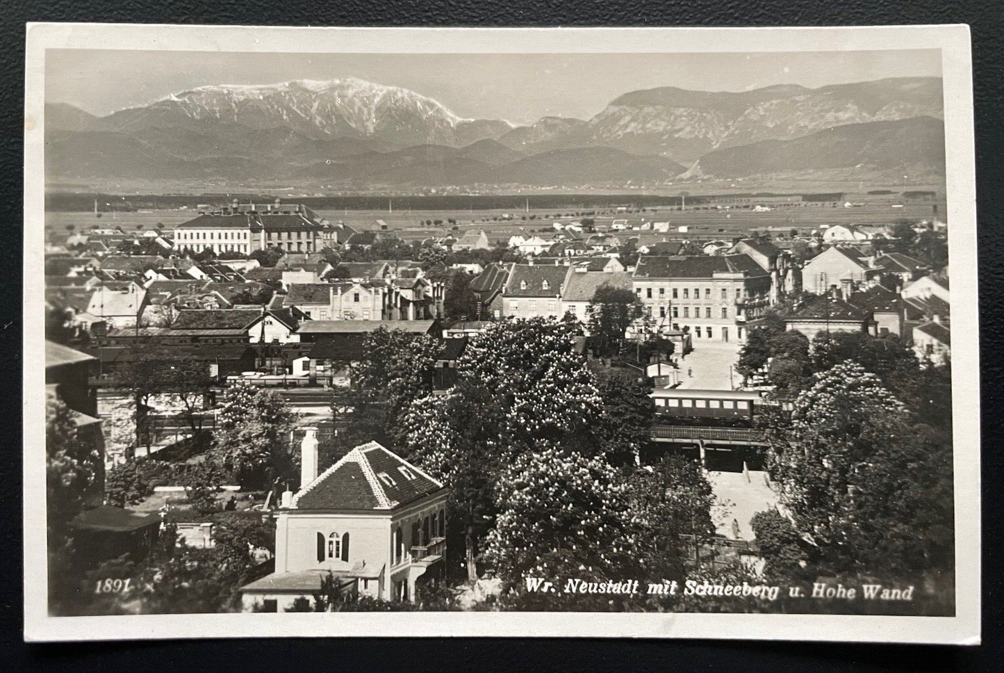 Wiener Neustadt Schneeberg Stadtblick Gebäude Berg Niederösterreich 600176A TH D