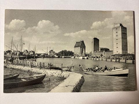 Ostseebad Burg - Insel Fehmarn, Hafen mit Fährboot 410004 AH