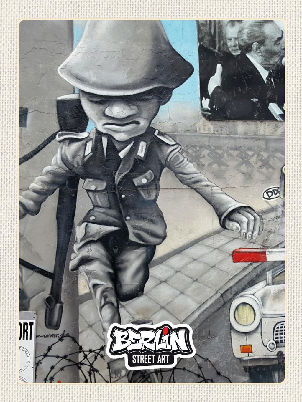 Schild Berlin Street Art Graffiti Trabi DDR Soldat 12x18 20x30 30x40 Blech/Holz