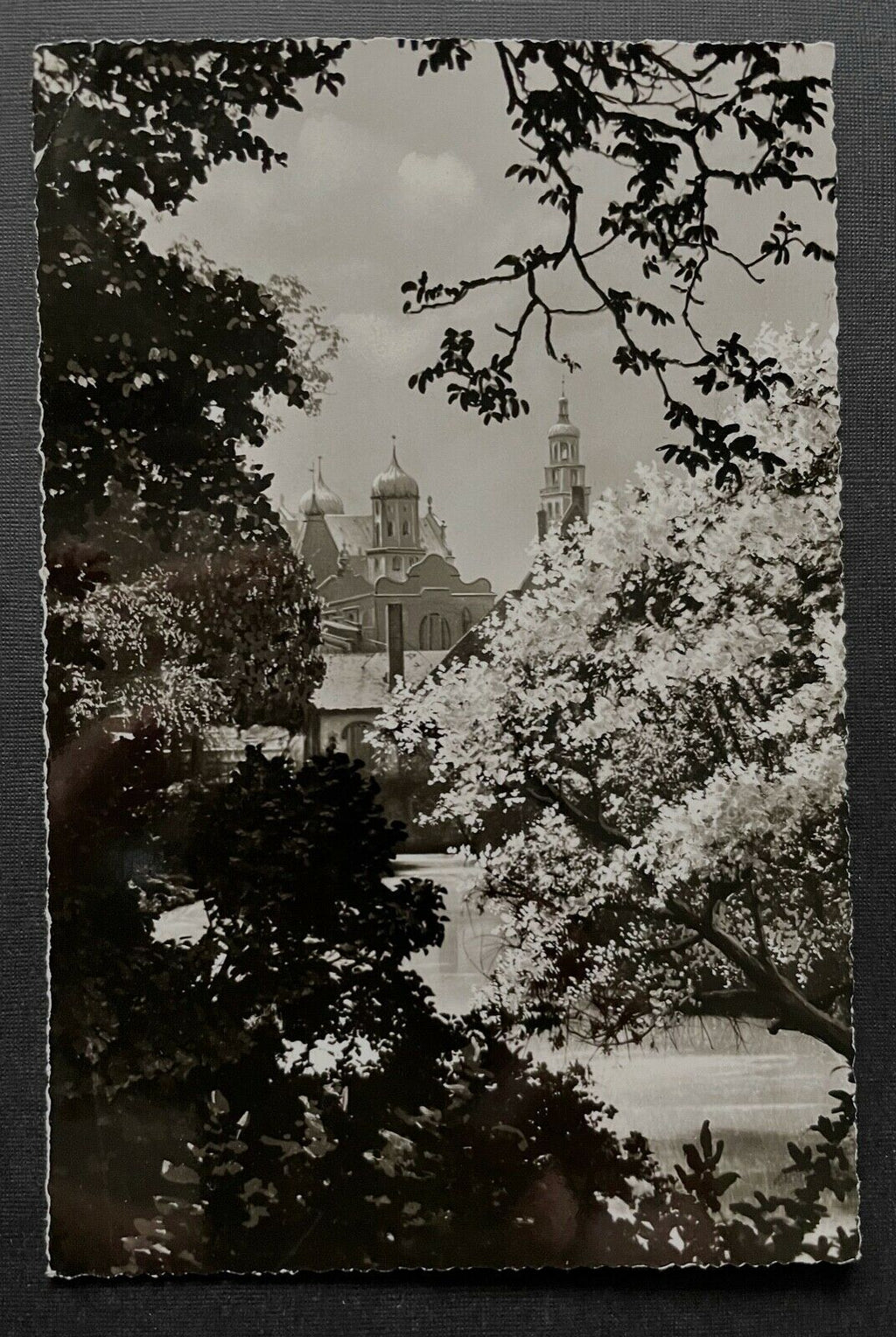 Augsburg Blick Rathaus Perlach Fluss Park Bayern Deutschland 400264 TH