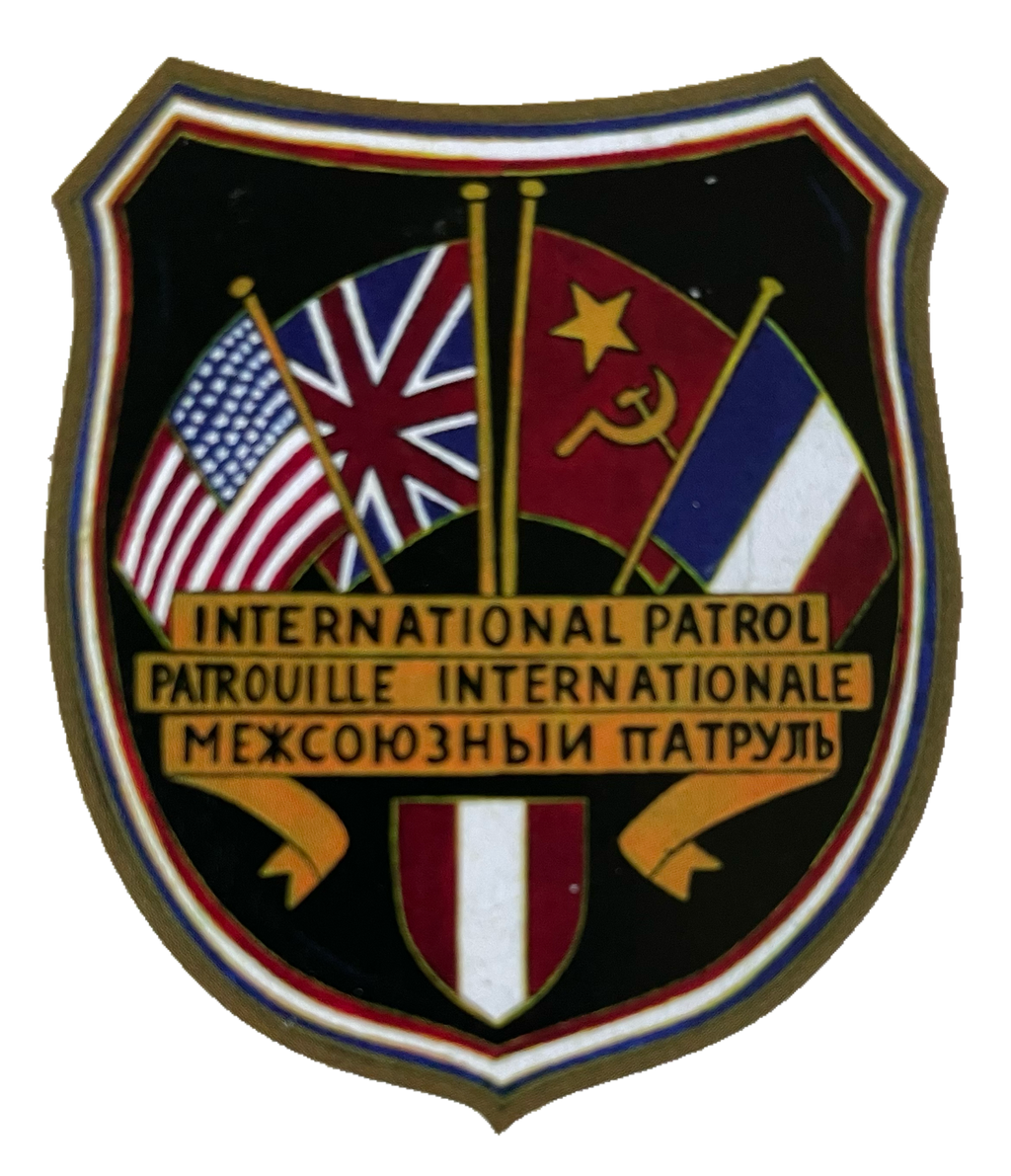 Nostalgie Holzschild International Patrol Wappen  Schild