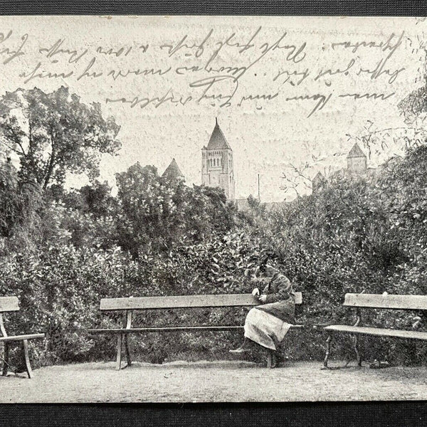 Posen Poznań Schillerpark Stadt Frau Parkbank Turm Polen 410109 TH D