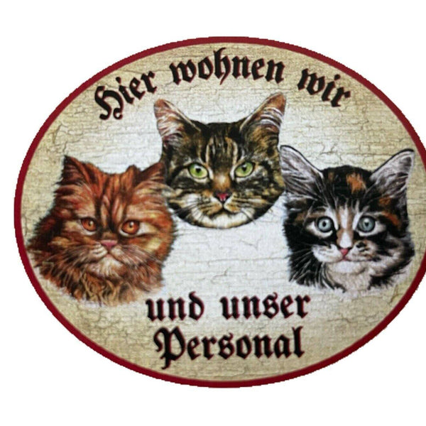 Kuk nostalgie holzschild "hier wohnen wir u.u. personal“ trio katze tabby baby r