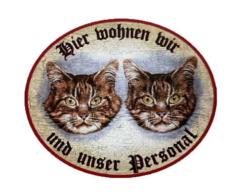 Kuk nostalgie holzschild "hier wohnen wir u.u.personal“ duo katze tabby getigert