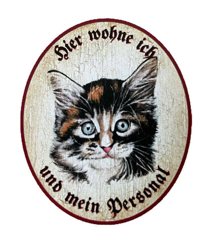 Kuk nostalgie holzschild "hier wohne ich und mein personal“ glücks katze junges