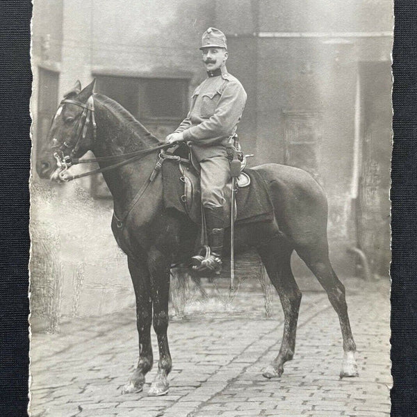 Porträt Soldat Pferd Uniform Feldmütze Bart Degen Militär Krieg 400267 TH