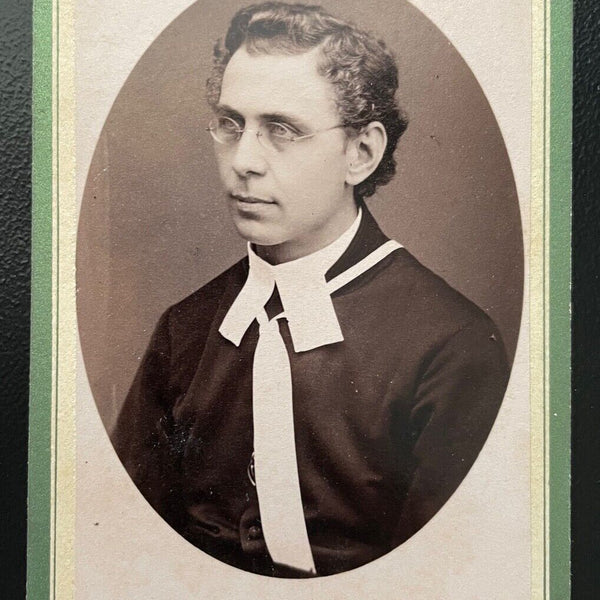 Foto Porträt Geistlicher Talar Kollar Brille Schmidmayr Perg ca10,8x6cm 400647TH