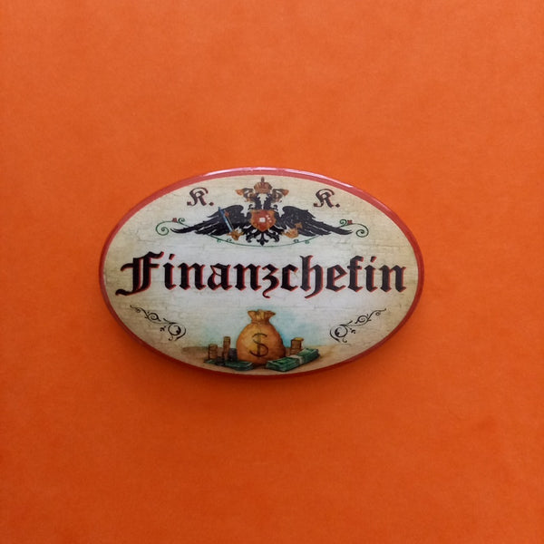 Nostalgie KuK Flaschenöffner Magnet Finanzchefin