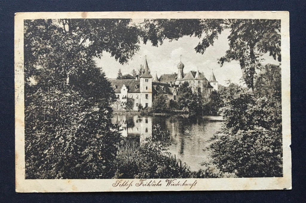 Schloss Fröhliche Wiederkunft See Wald Insel Thüringen Deutschland 401238 TH A