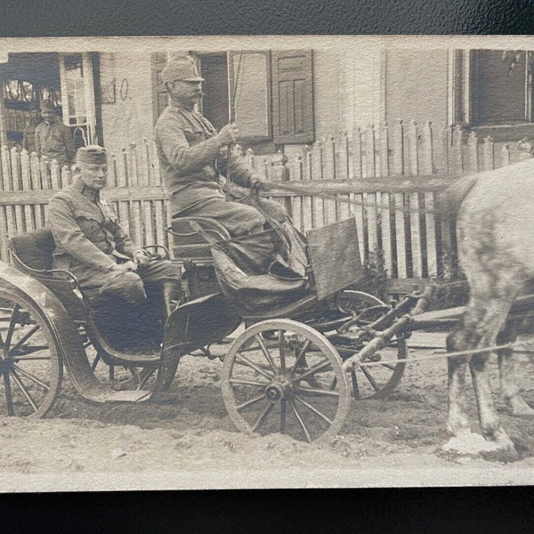 Soldaten Kutsche Pferd Zügel Uniform Feldkappe Bart Militär Krieg KuK 402485 TH