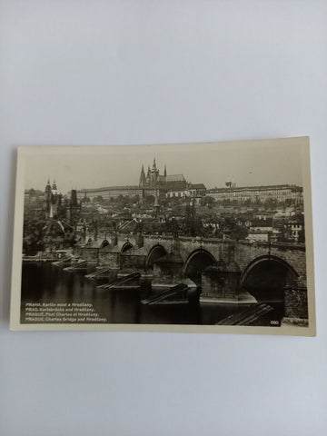 Praha 719