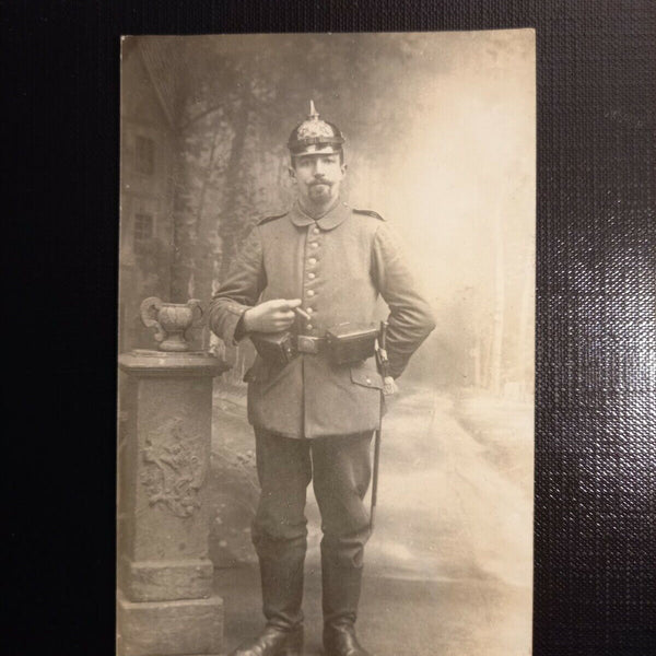 Deutsches Reich Pickelhaube Soldat mit Zigarre 410488 gr