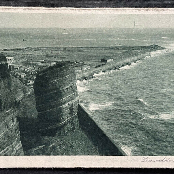 Helgoland Zerstörtes Hafengelände Nordsee SchleswigHolstein Deutschland 401078 A