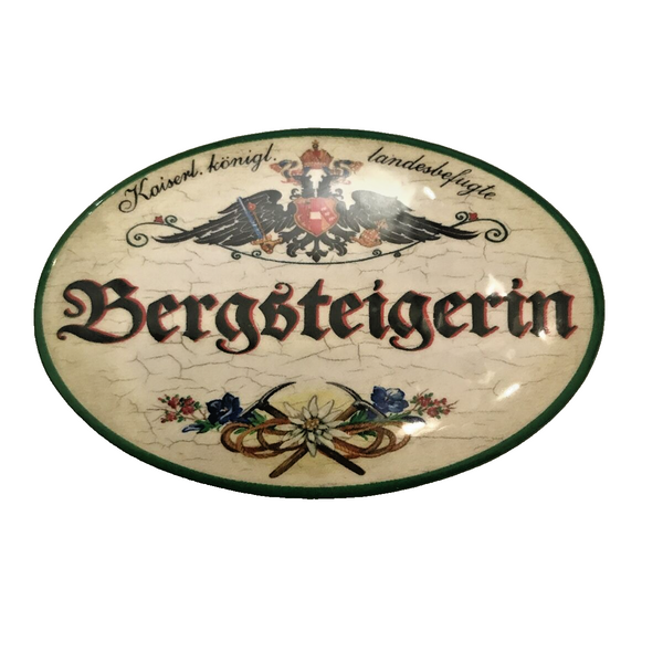 K&K Nostalgie Flaschenöffner Magnet Bergsteigerin 7x4,5cm