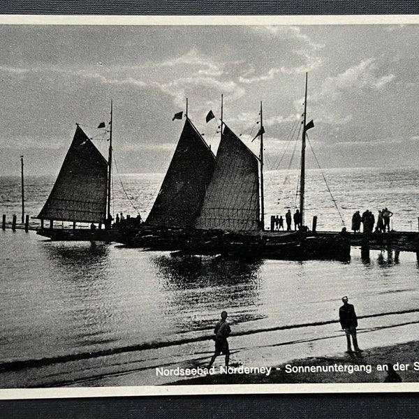 Nordsee Norderney Sonnenuntergang Segelbuhne Niedersachsen Deutschland 401003 A
