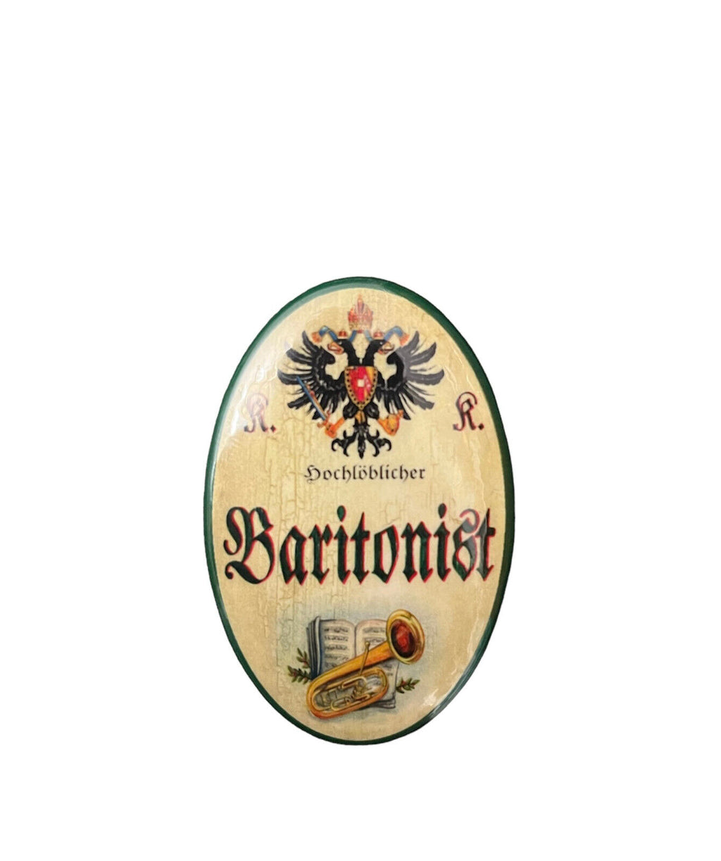 K&K Nostalgie Flaschenöffner Bariton Magnet Hochlöblicher Baritonist 7x4,5cm