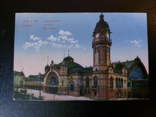 Köln am Rhein Hauptbahnhof Uhrturm Platz Laternen 402588 WM A