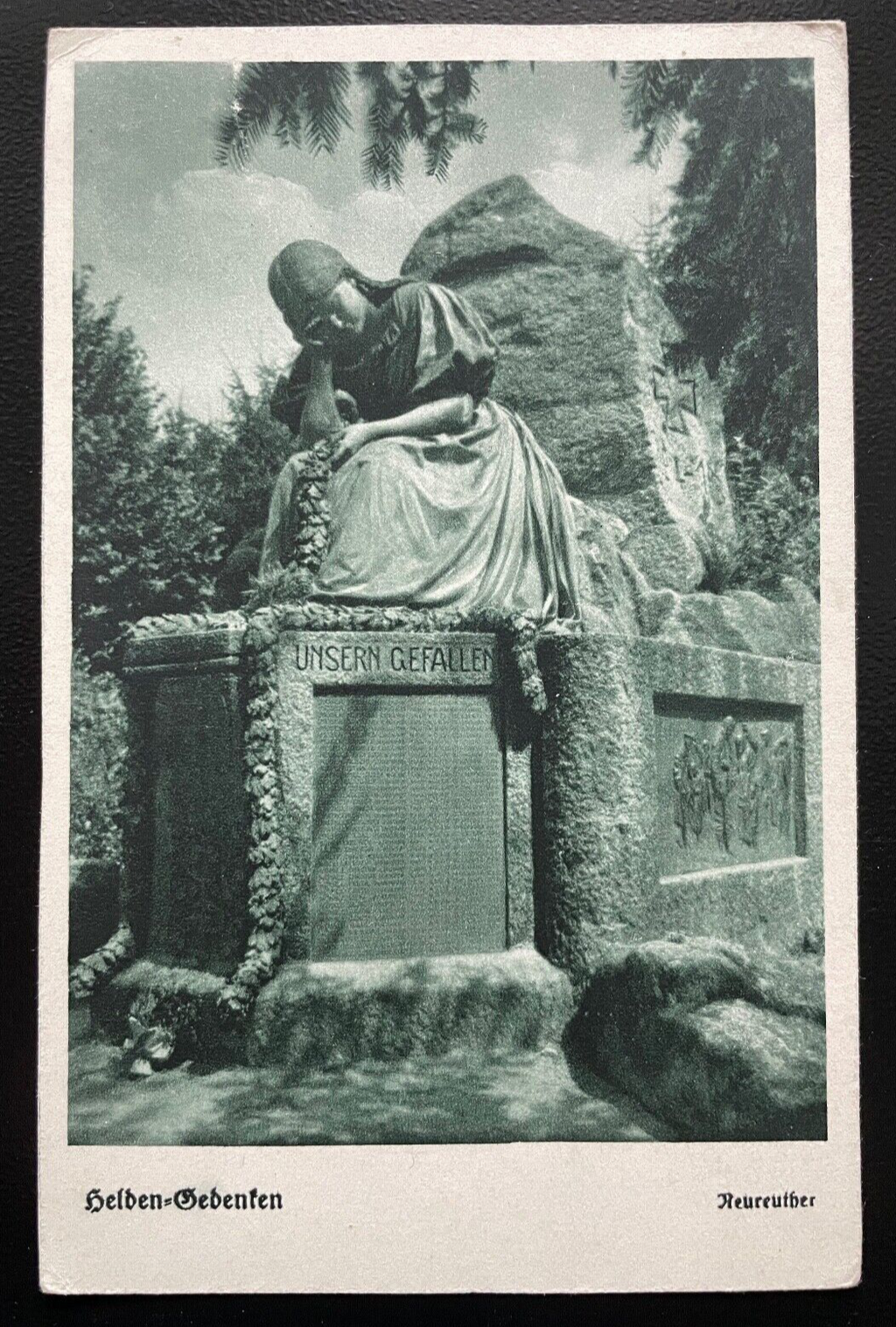 Helden Gedenken Statue Denkmal Frau Gefallene Soldaten Krieg Militär 600199A D