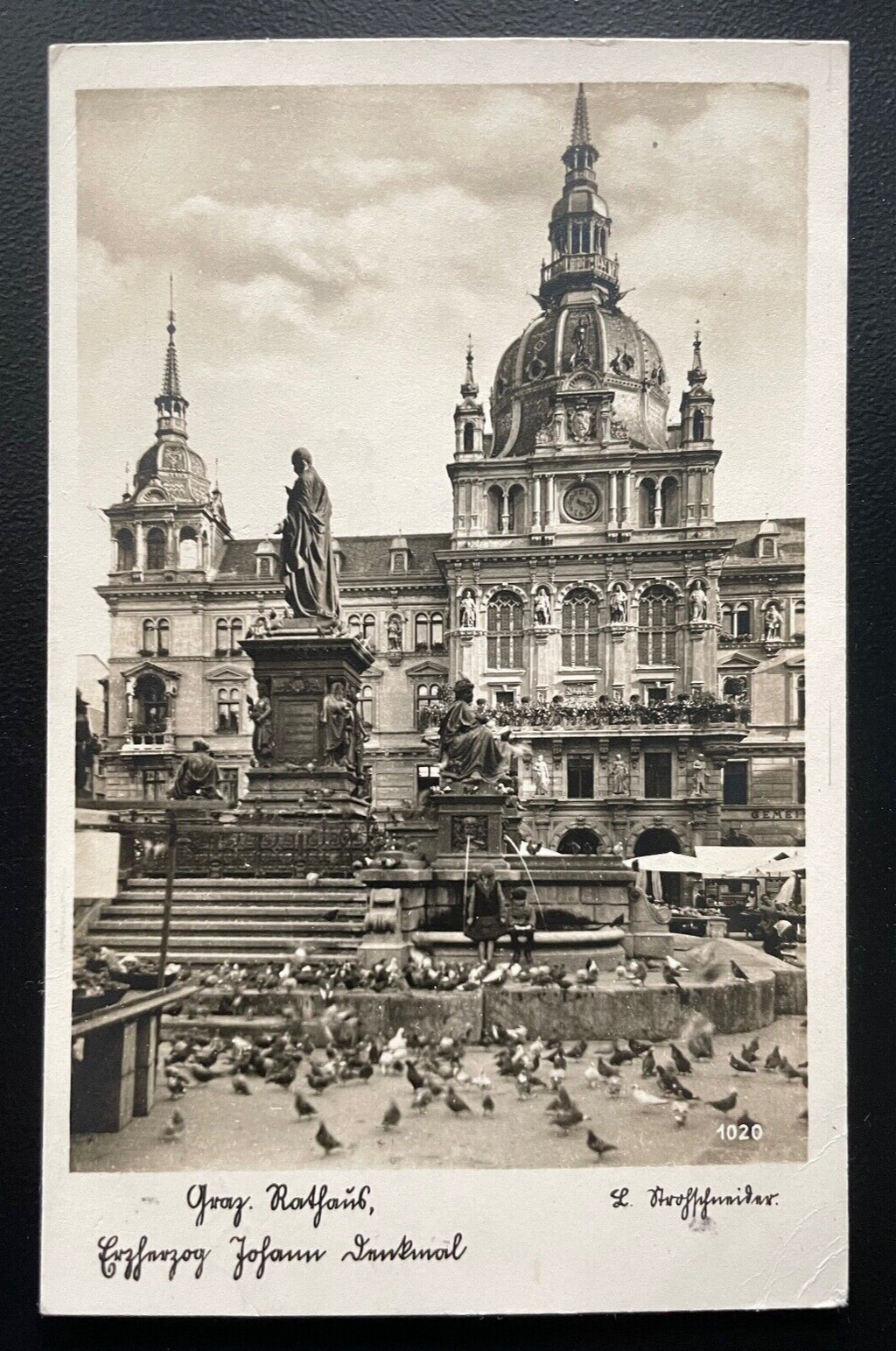 Graz Rathaus Erzherzog Johann Denkmal Statue Steiermark Österreich 600160A TH D