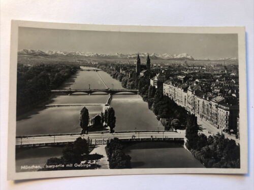 München. Isarpartie mit Gebirge.  20234
