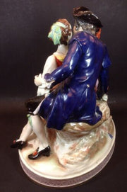 Ludwigsburg Porzellan ?  " Verliebtes Paar " um 1820 28 x 27 cm  12614