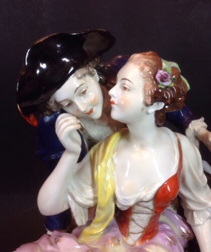 Ludwigsburg Porzellan ?  " Verliebtes Paar " um 1820 28 x 27 cm  12614