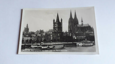 Köln a.Rh. Rheinansicht mit Dom und St. Martinskirche.20082
